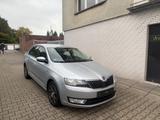 Skoda Rapid Ambition TÜV NEU*2.HAND*AHK - silberne Skoda Rapid