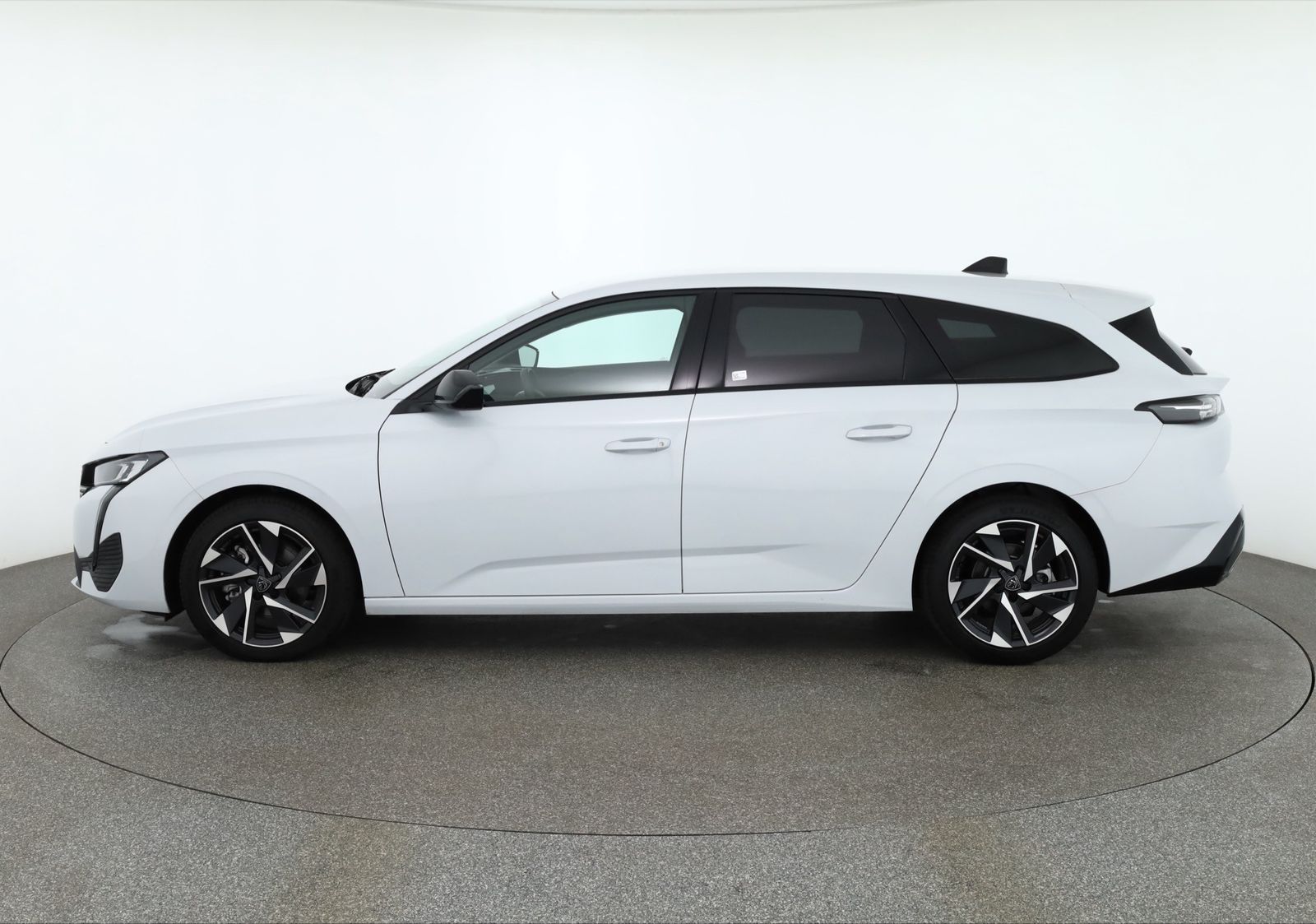 Peugeot 308 SW 1.2 Hybrid 145 Aut. LED ACC Navi 360° imagem 2