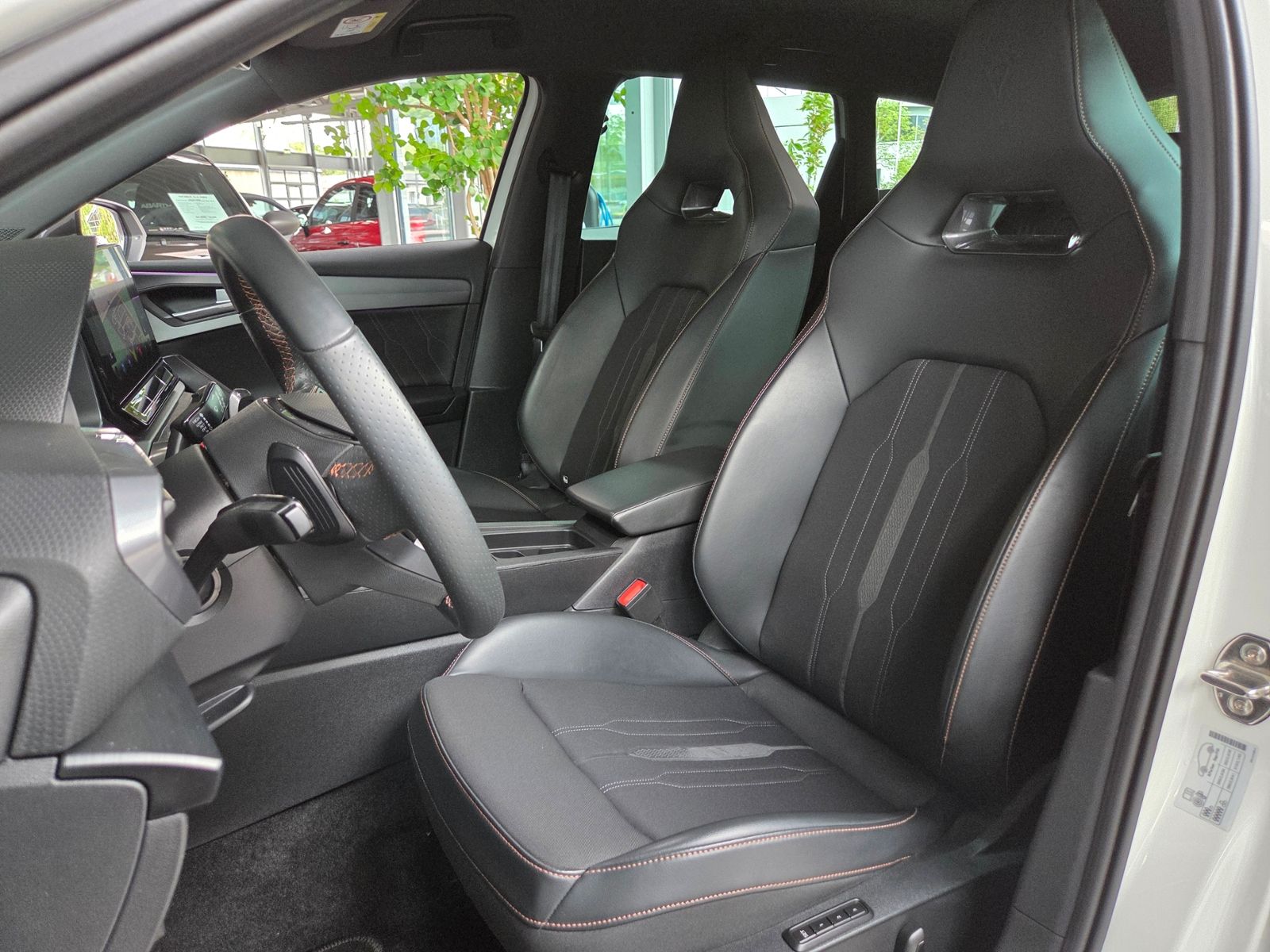 Fahrzeugabbildung CUPRA Leon Sportstourer VZ 1.4 e-Hybrid SHZ LED NAVI
