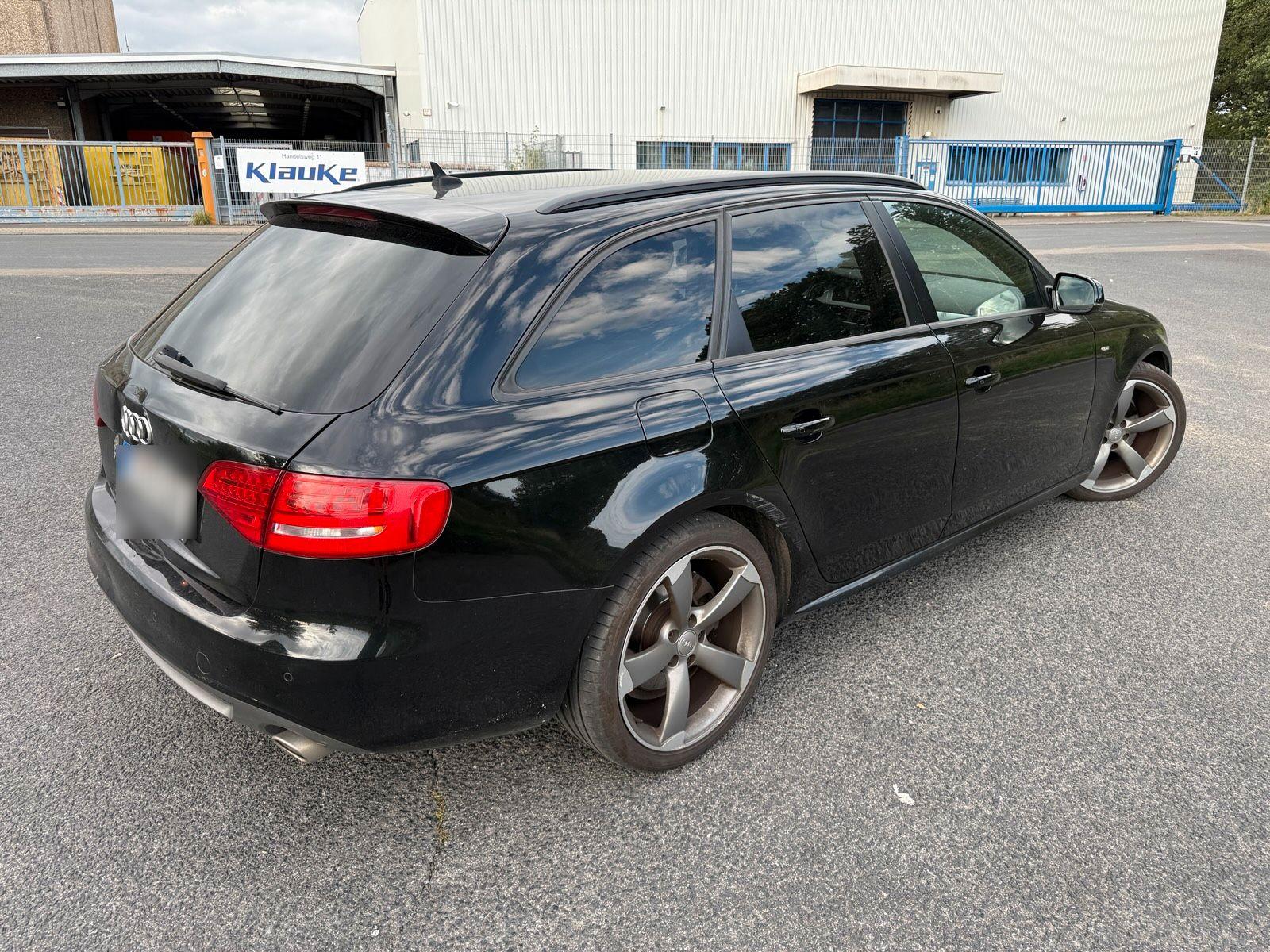 Audi Quattro 2011 — photo 5
