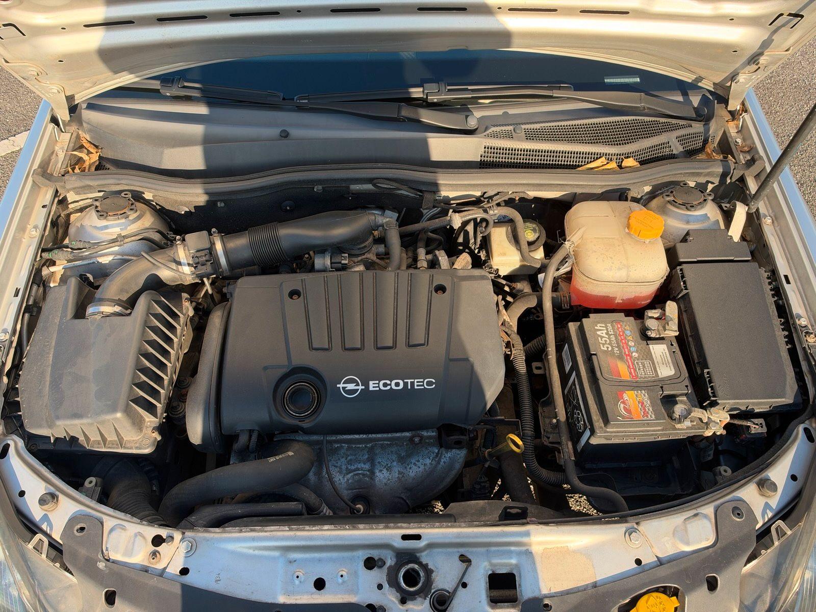 Opel Astra 2005 — photo 7