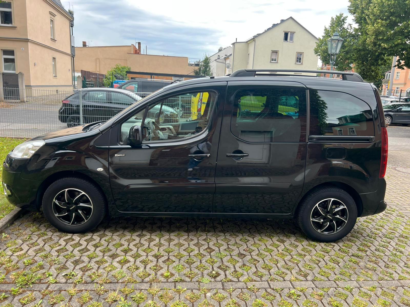 Peugeot Partner 1.6/Panorama/Tempomat/1-Hand