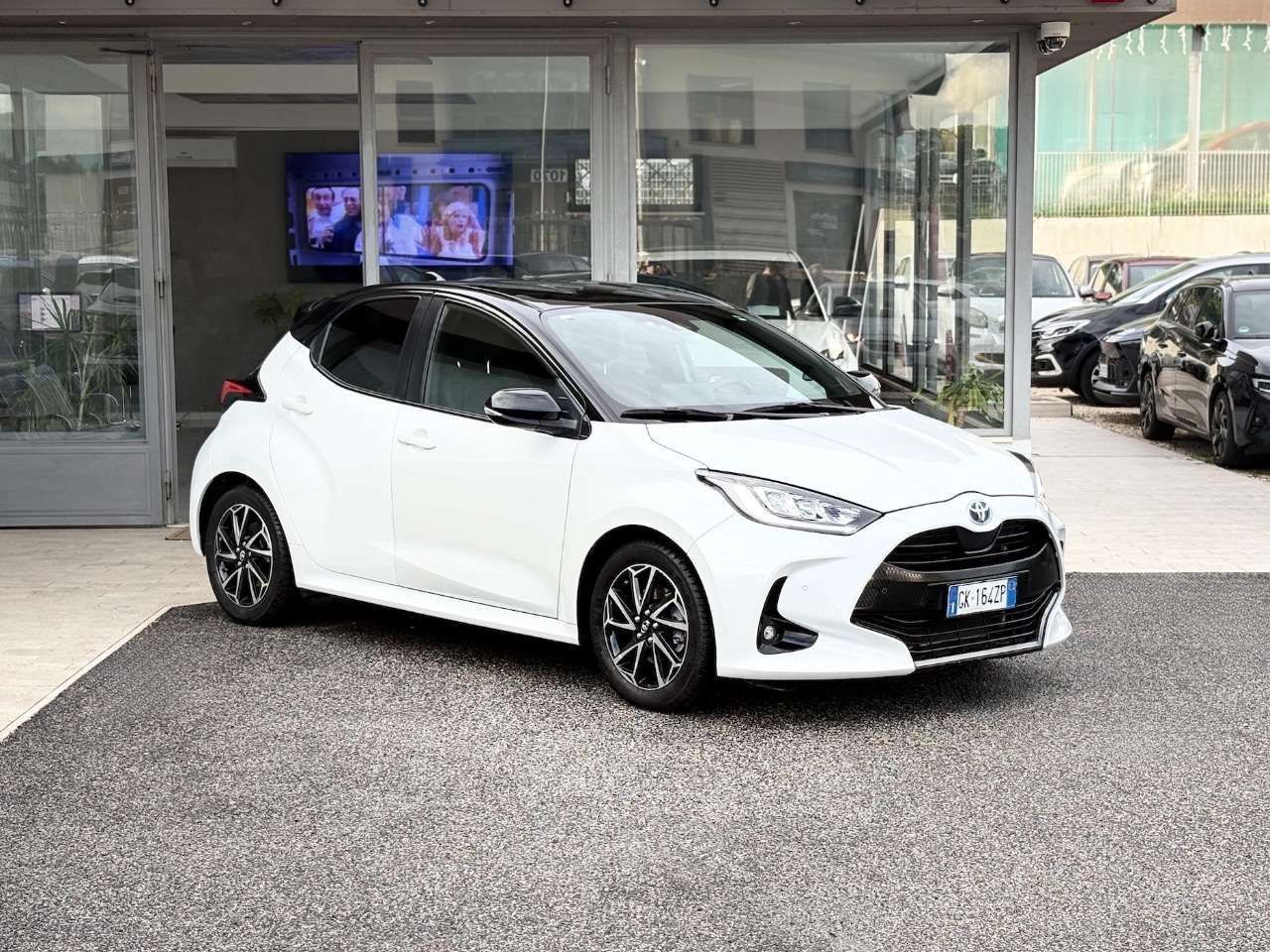 Toyota Yaris 1.5 Hybrid 92CV E6 Neo - 2022