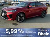 BMW X2 sDrive20i M Sportpaket LED NAVI H/K PARKINGA - rote BMW X2