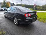 Volkswagen Passat Lim. Sportline - gebrauchte VW Passat aus dem Jahr 2008
