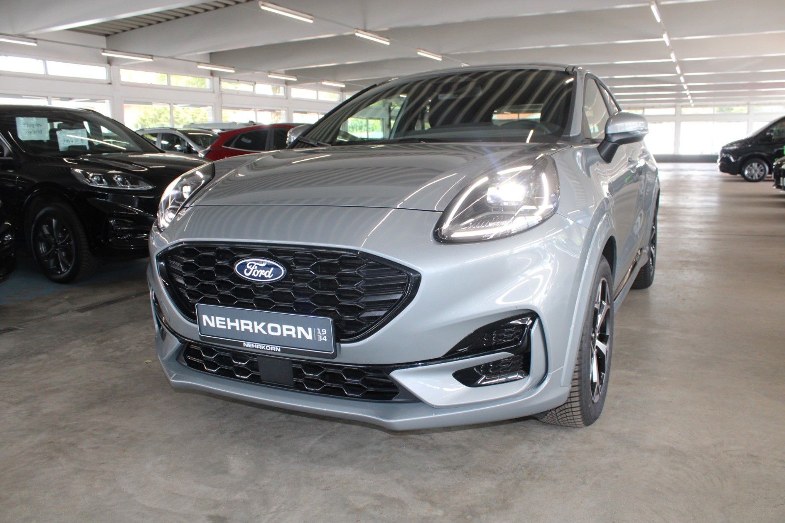 Fahrzeugabbildung Ford Puma 1,0 EcoBoost Hybrid ST-Line Automatik GJR