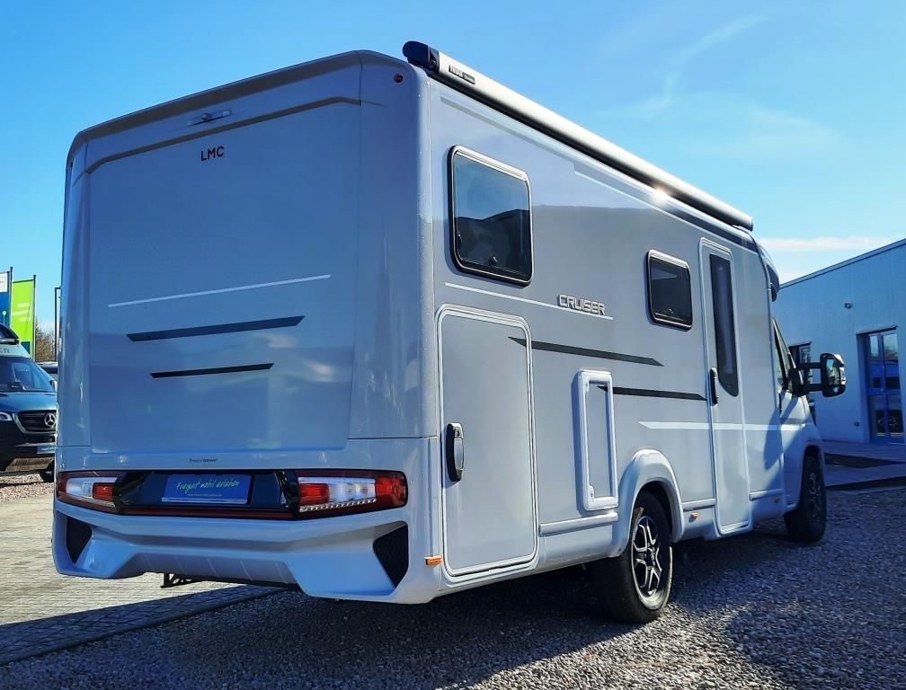 Fahrzeugabbildung LMC Cruiser 740 EL Verfüg./Sparen 6.521,- €