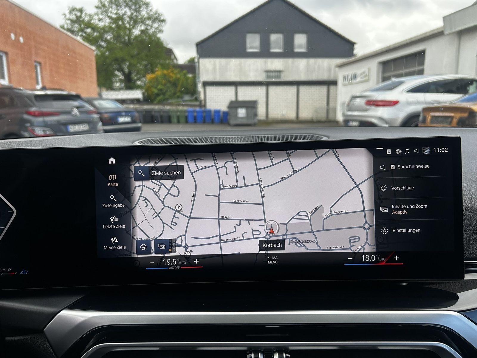 BMW 318i Touring Panorama LiveCockpit+ Sport ActiveG foto 14