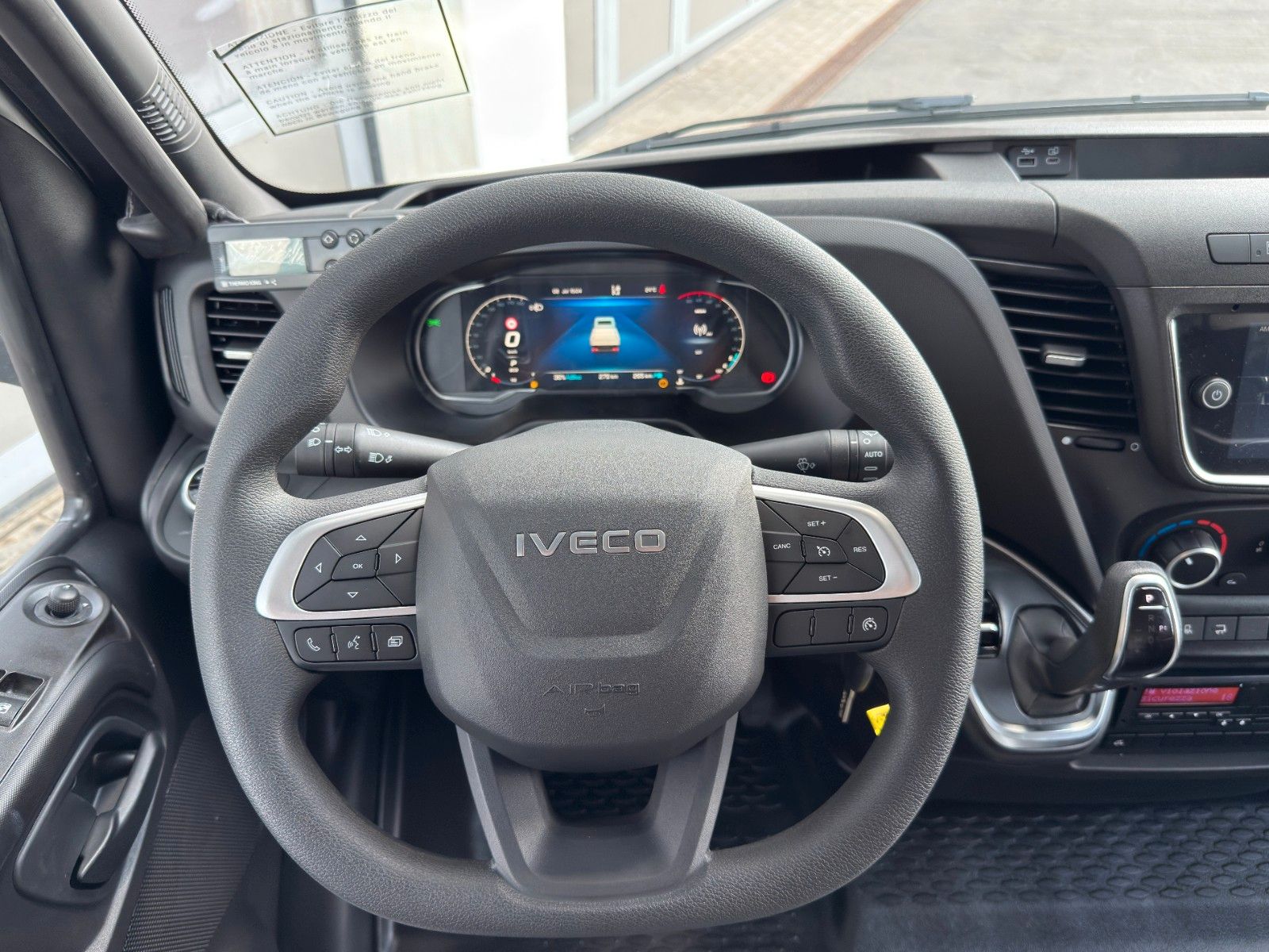 Fahrzeugabbildung Iveco Daily 70C18HA8/P Kühlkoffer