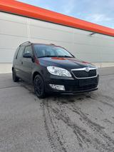 Skoda Roomster Ambition 1,2 L*SHZ*Klima*AHK* - Skoda Roomster: Schwarz