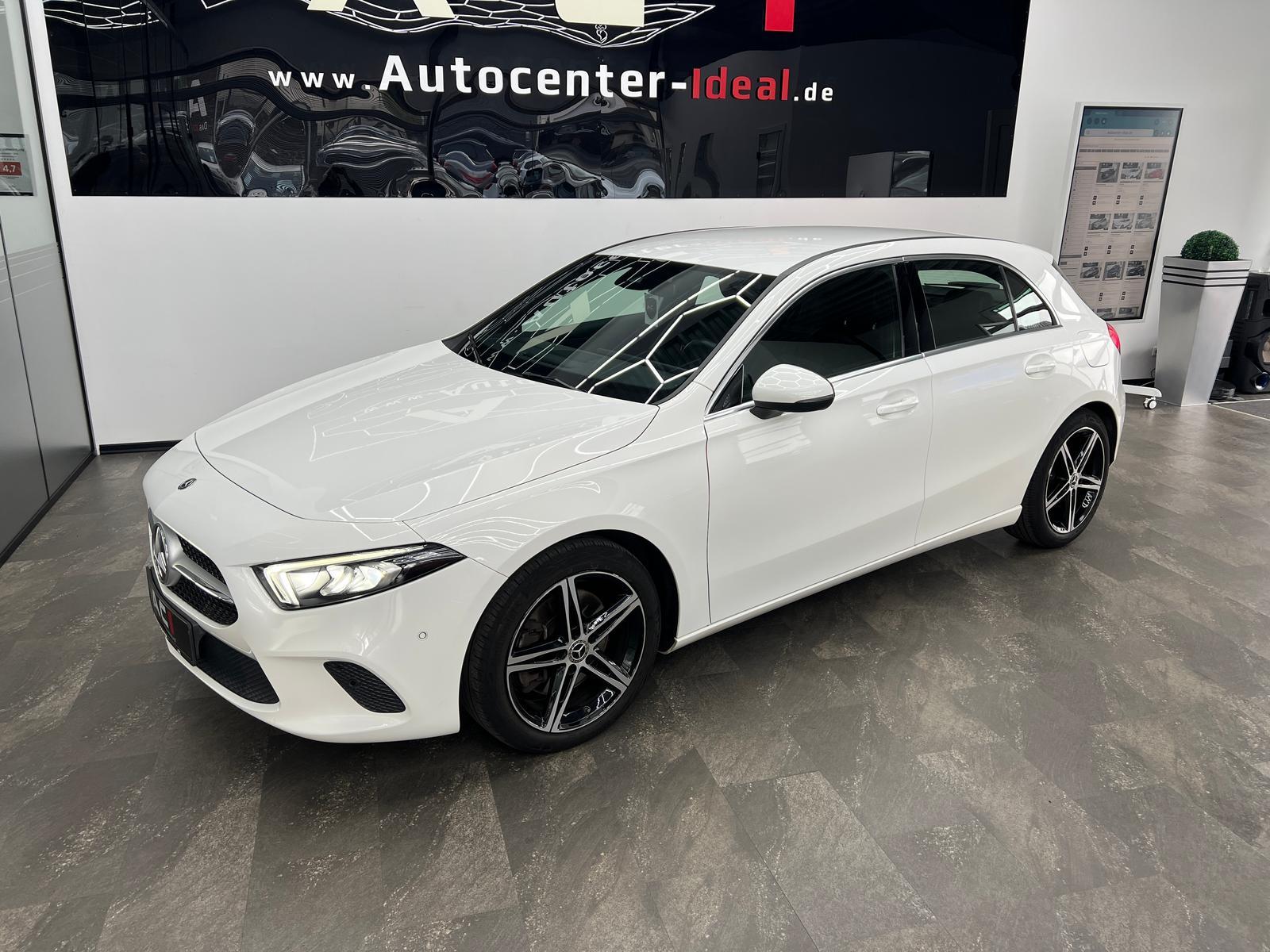 Mercedes-Benz A 250 4Matic Progressive AHK, LED, Premium Paket