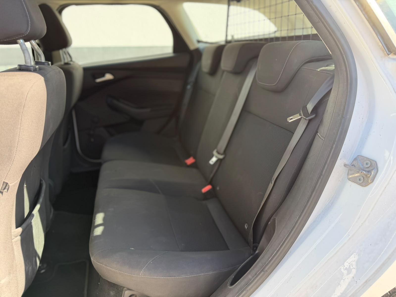Ford Focus 2015 — фото 18