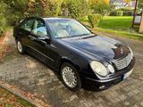 Mercedes-Benz E 220 CDI Elegance - gebrauchte Mercedes-Benz E 220 aus dem Jahr 2002