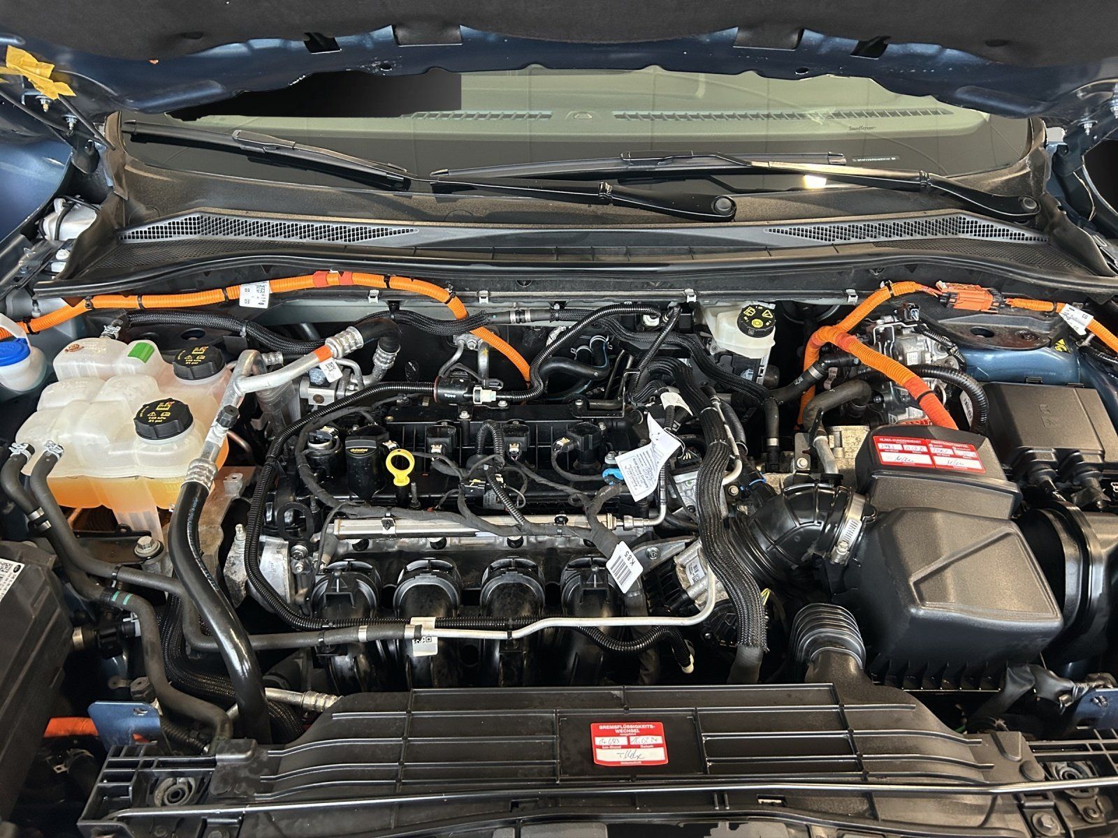 Fahrzeugabbildung Ford Kuga 2,5 Duratec PHEV Titanium