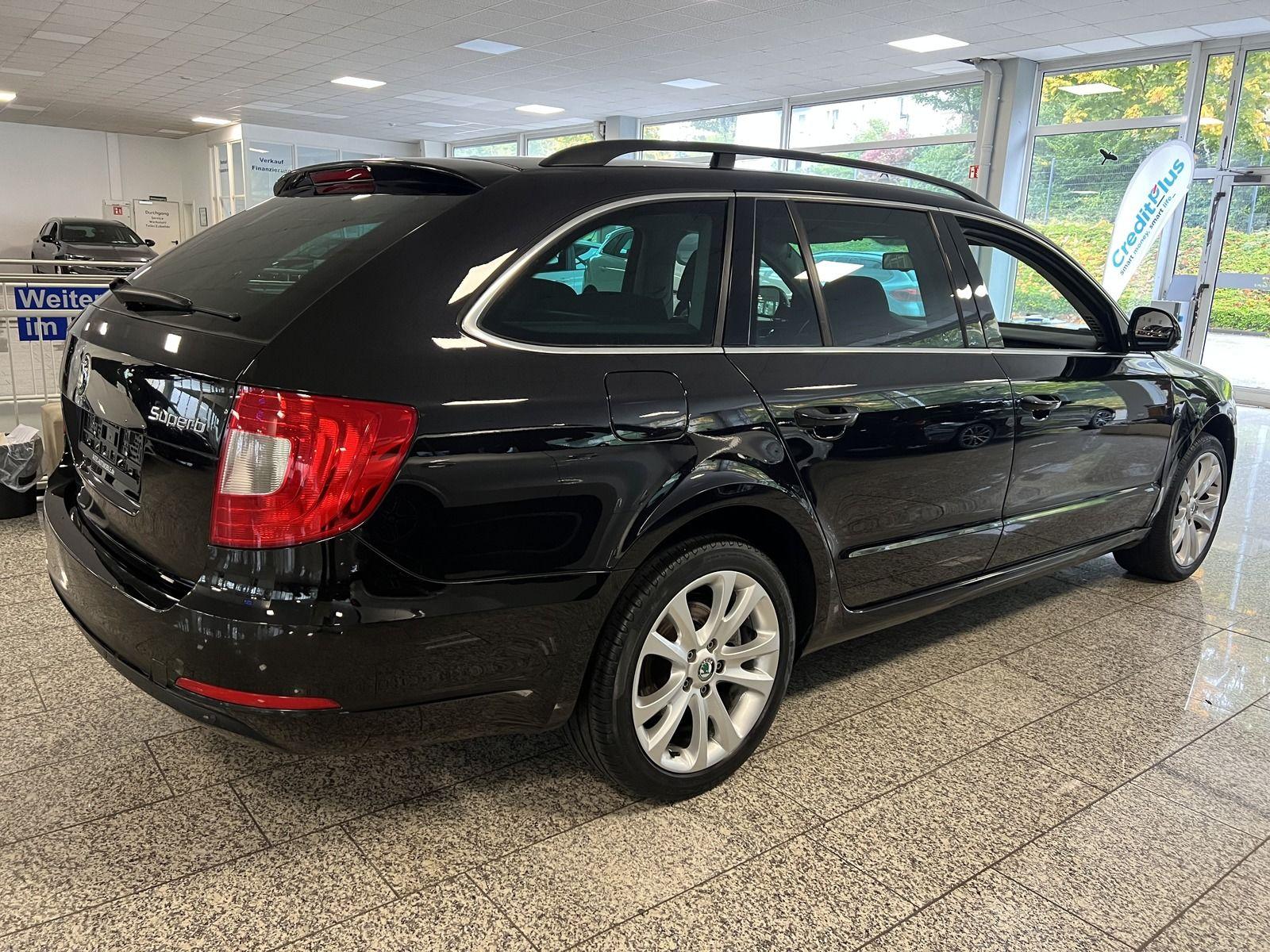 Skoda Superb 2011 — photo 6