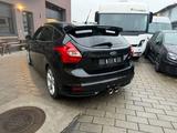 Ford Focus 2,0 EcoBoost ST - Ford Focus: 2.0