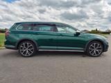 Volkswagen Passat Alltrack 2.0 TDI SCR 176kW DSG 4MOT A... - mit Diesel-Antrieb: Grün, Kombi