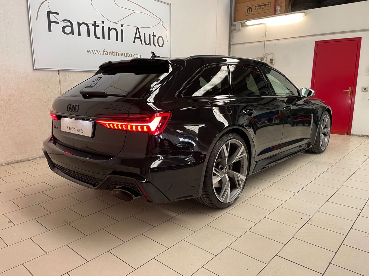 Audi RS6 Avant 4.0 600cv mhev Quattro Tiptronic- imagem 3