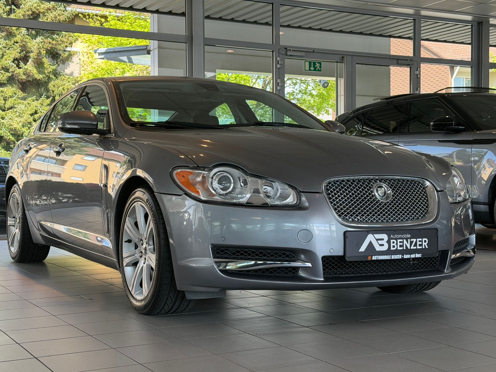 Fahrzeugabbildung Jaguar XF 3.0 V6 Diesel Edition /S-DACH/KAMERA