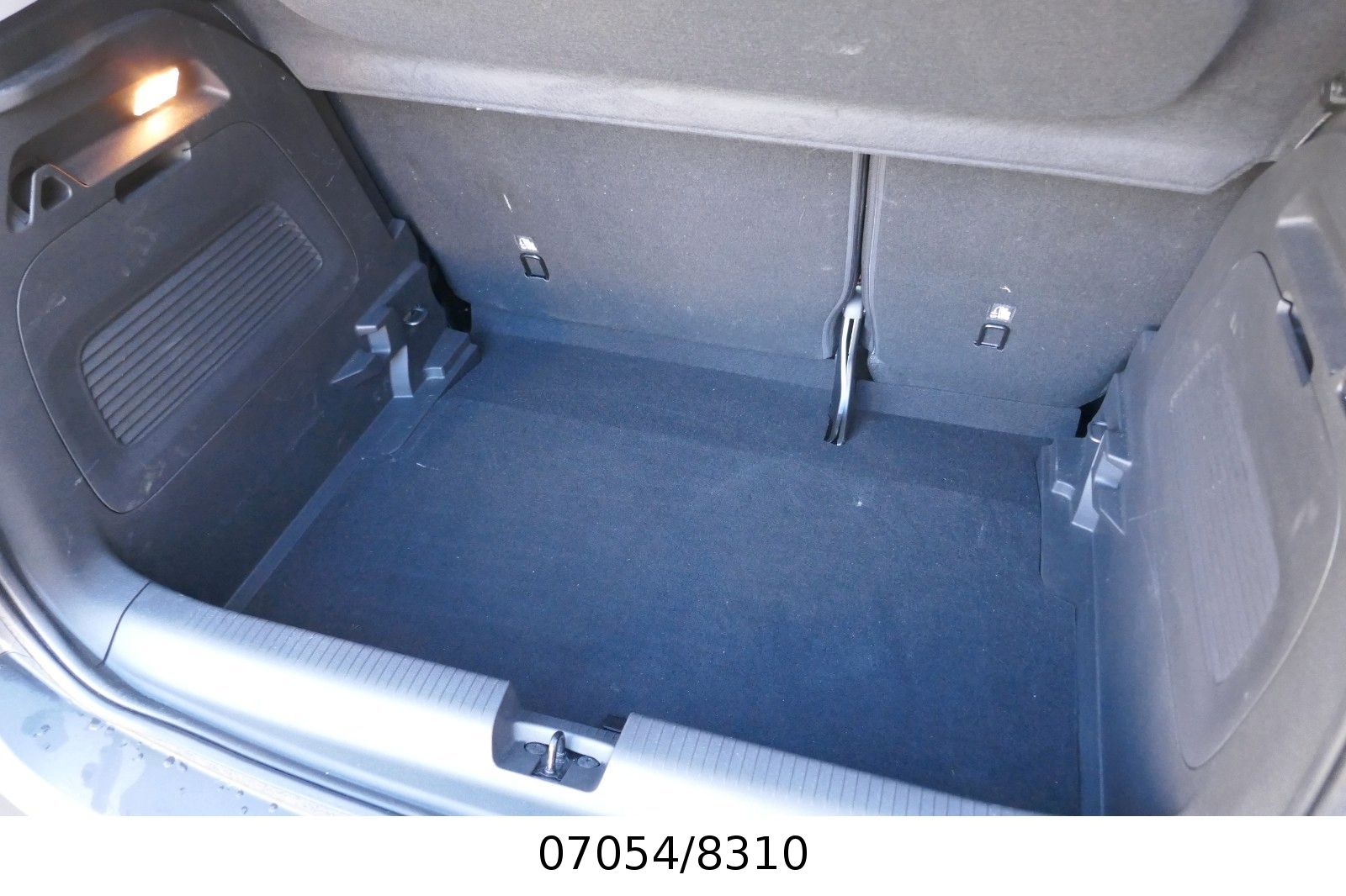 Fahrzeugabbildung Opel Crossland "Enjoy"