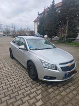 Chevrolet Cruze 1.6 LS Benziner LS - Chevrolet Cruze: Limousine, 1.6
