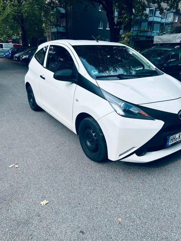 Image of Toyota Aygo (X)