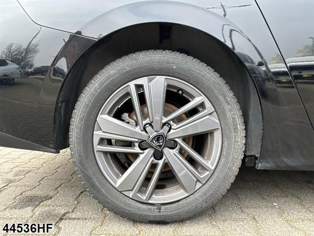 Fahrzeugabbildung Peugeot 308 SW Active Pack SHZ+PDC+CARPLAY