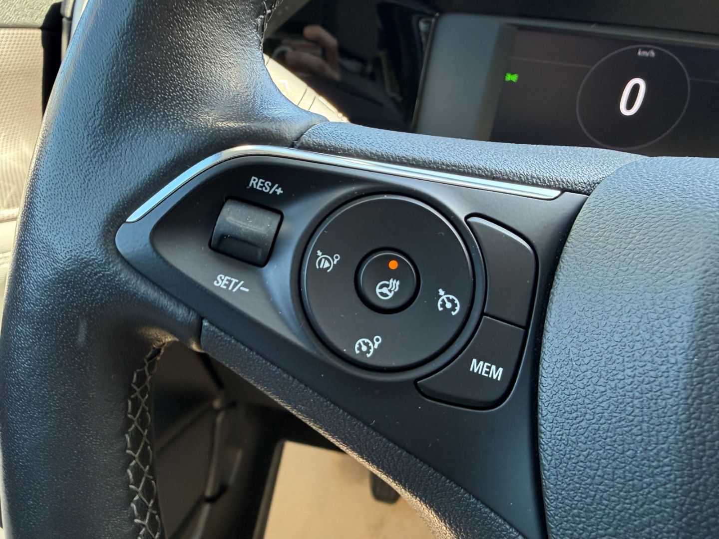 Fahrzeugabbildung Opel Mokka Elegance 1.2 Turbo SHZ+LHZ+Kamera