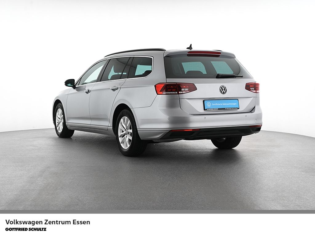 Volkswagen Passat Variant Business LED AHK Navi Sitzhzg imagem 2
