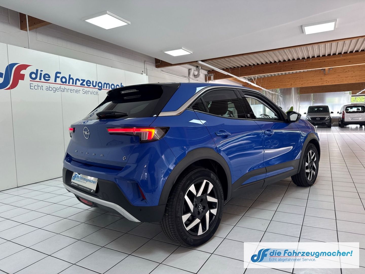 Fahrzeugabbildung Opel Mokka e Elegance Navi Digitales Cockpit LED ACC