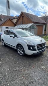 Peugeot 3008 Active 155 THP Active - Peugeot 3008 aus 2011