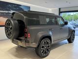 Land Rover Defender 110 P635 OCTA Lackschutzfolie AHK HUD 2 - Land Rover mit Benzin-Antrieb