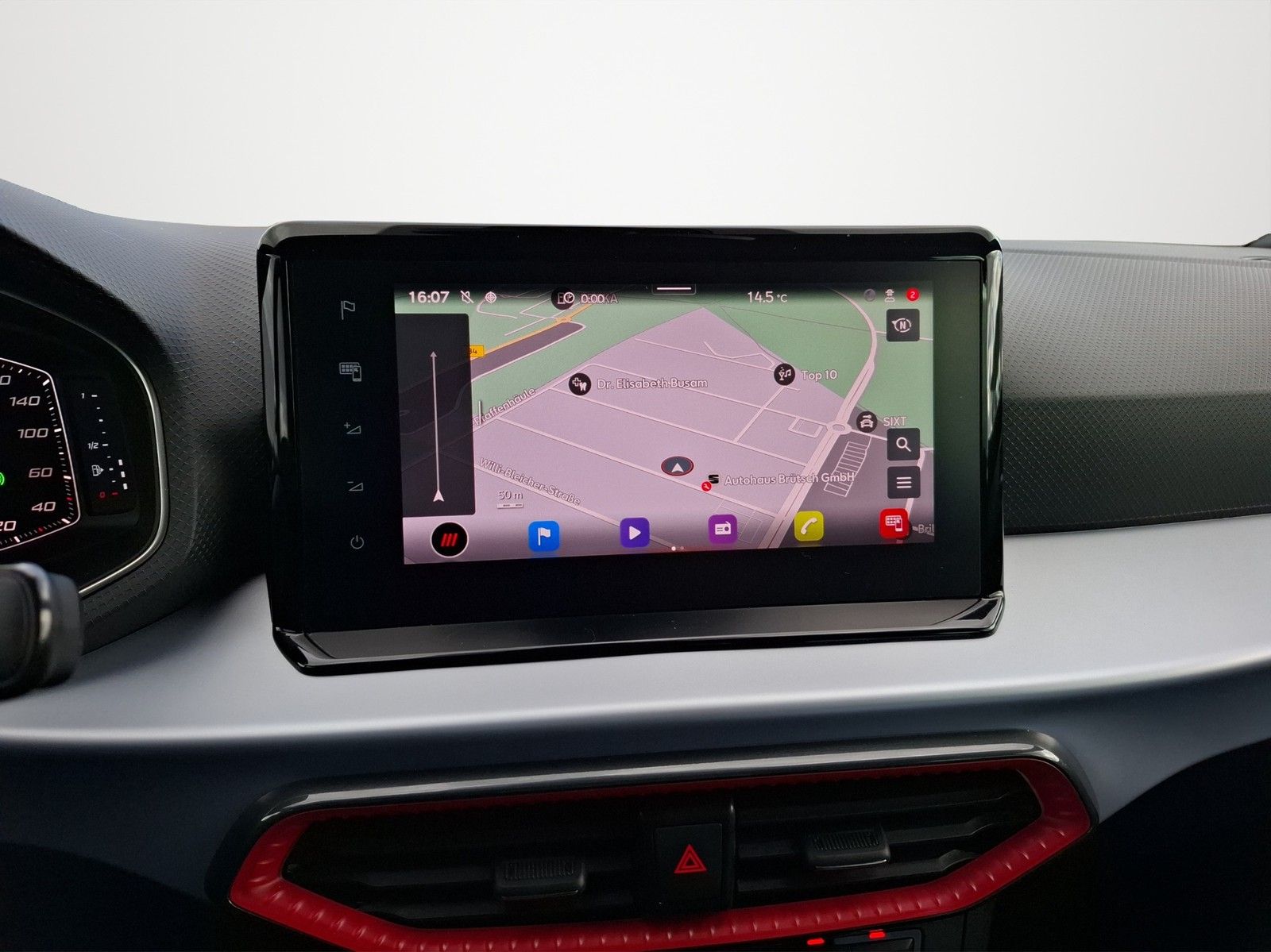 SEAT Arona 1.5 TSI FR DSG / ALCANTARA / LED / NAVI / - Image 13