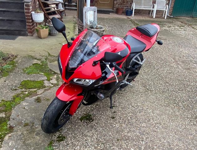 Honda CBR 600 PC40 | Insp. Neu |