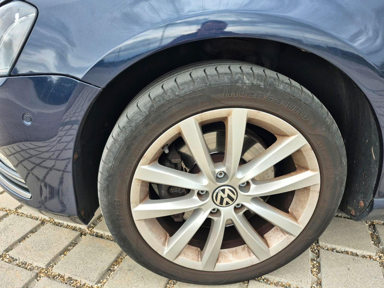 Volkswagen Passat 2012 — photo 15