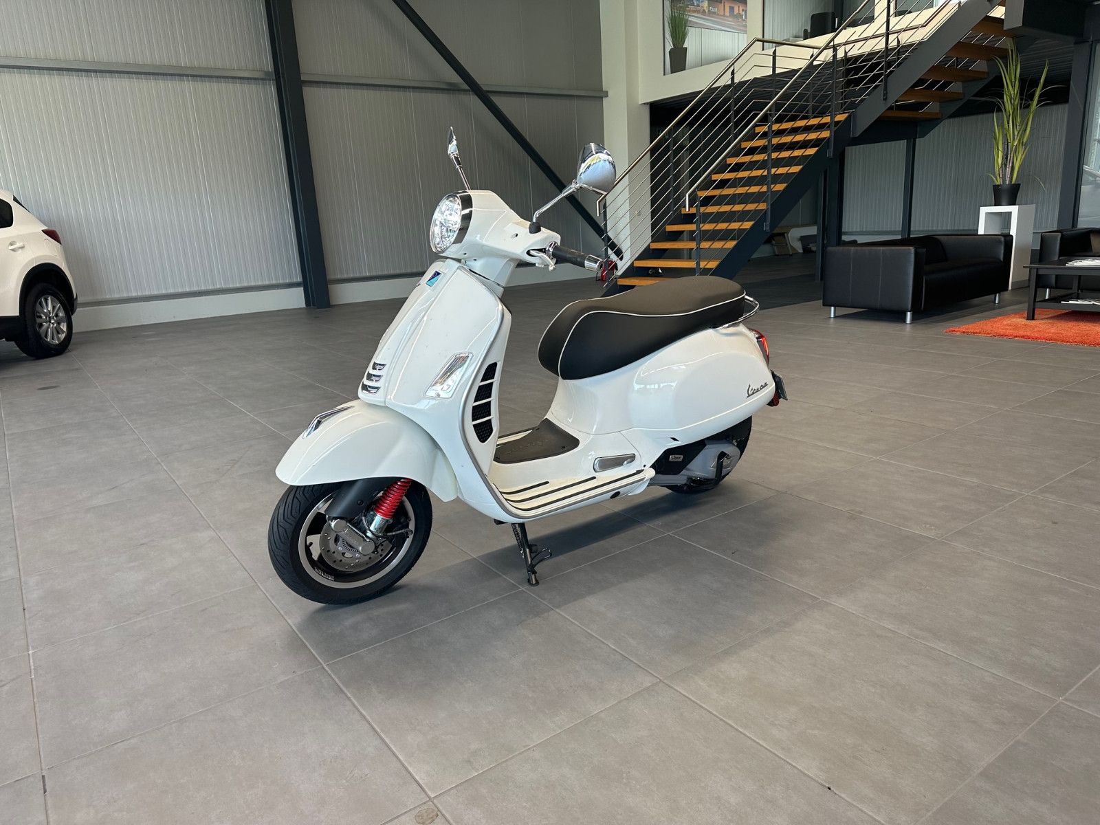 Vespa GTS 125