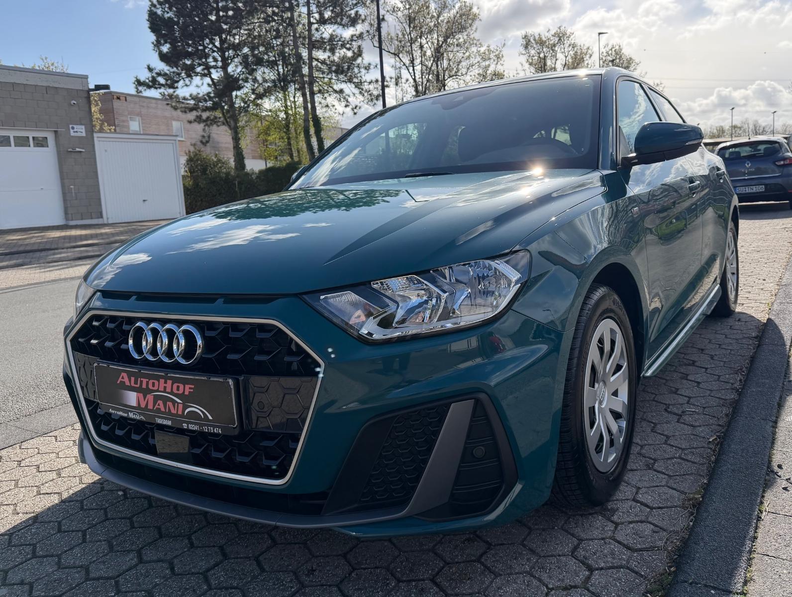 Audi A1 Sportback 30 TFSI S line/8Fachbereift