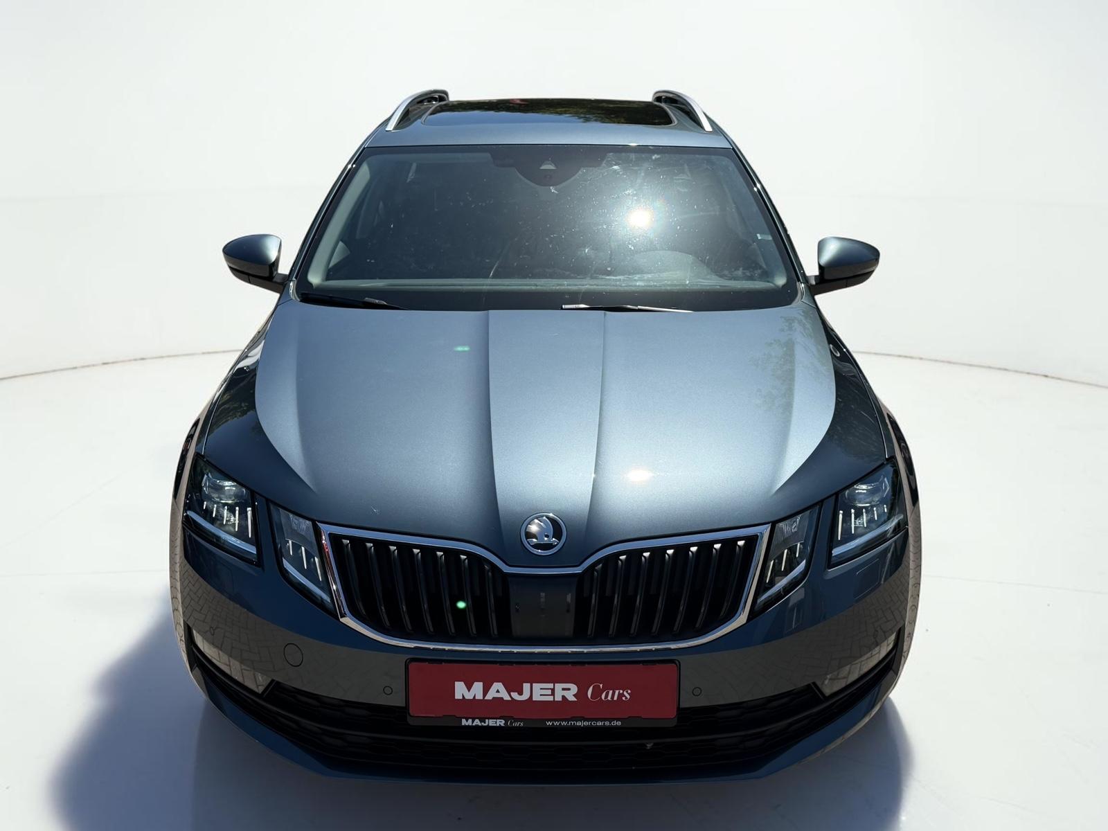 Skoda Octavia Combi 1.5  STNDHEIZ*PANO*AHK*LED*ACC*KAM