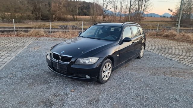 BMW 320i Touring  HU 05/26  AHK KLIMA