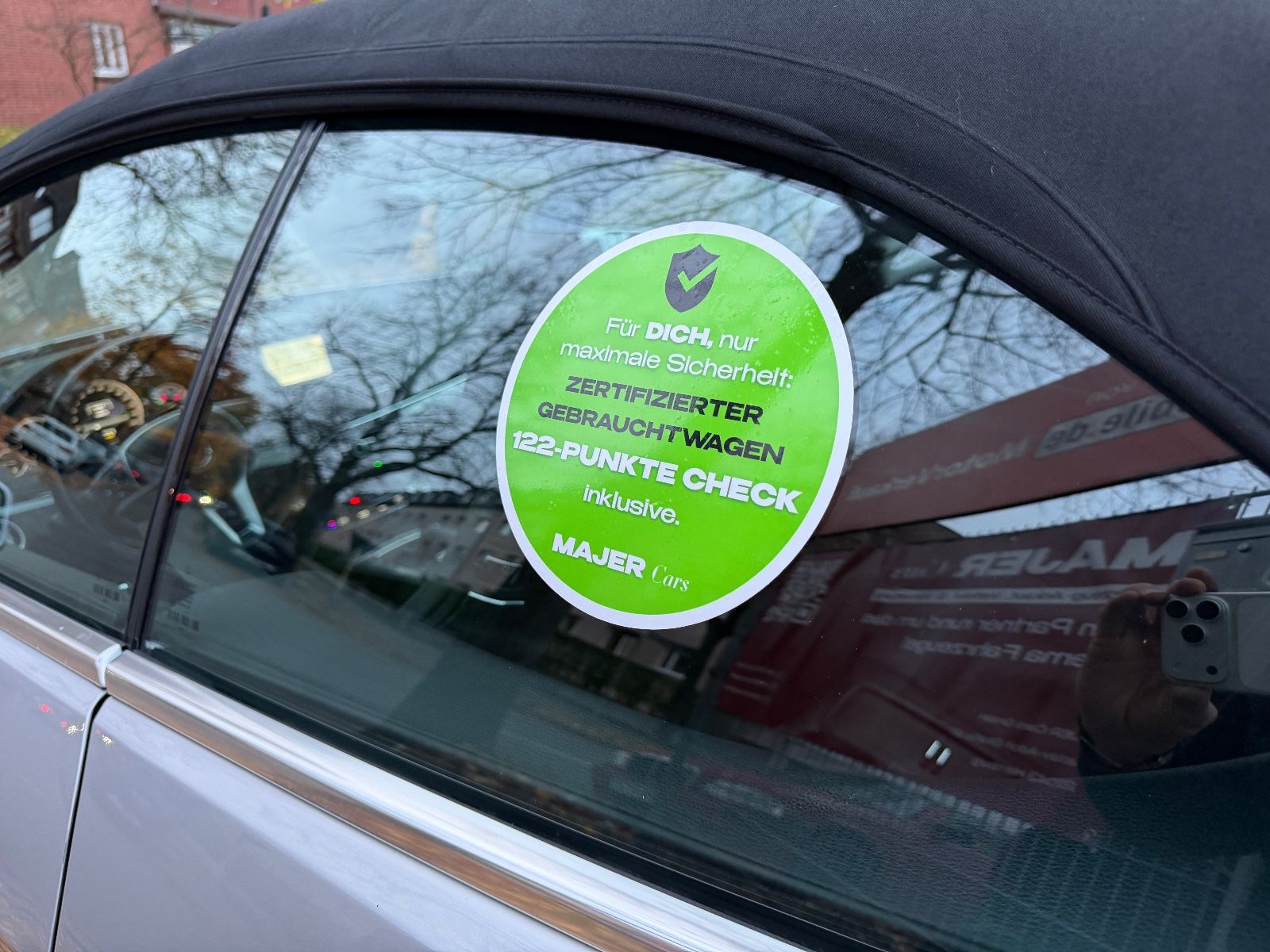 Fahrzeugabbildung Mercedes-Benz E 220 CDI Cabrio AIRSCARF*BIXENON*HARMANKARDON