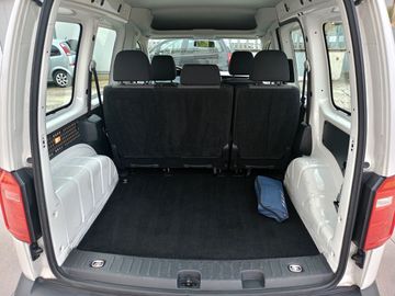 Volkswagen Caddy - 9
