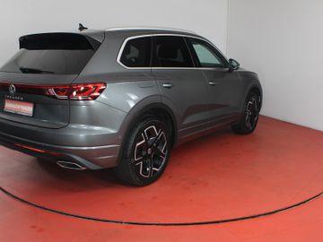 Volkswagen Touareg - 3