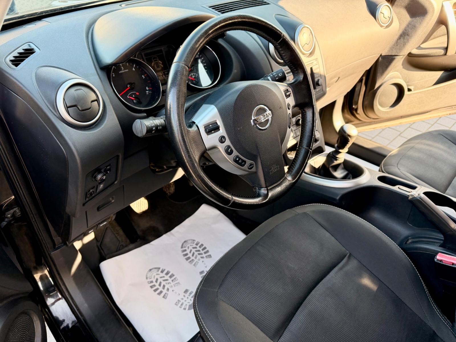 Nissan Qashqai Acenta//INSPEKTIONNEU