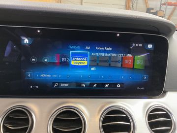 Mercedes E 220 - 10