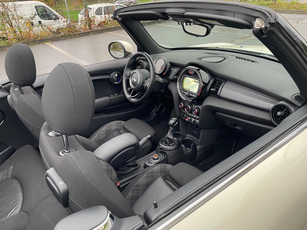 MINI Cooper D Cabrio