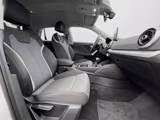 Audi Q2 35 TFSI S tronic NAVI KAM SPORTSITZ SHZ - Audi Q2 aus 2025