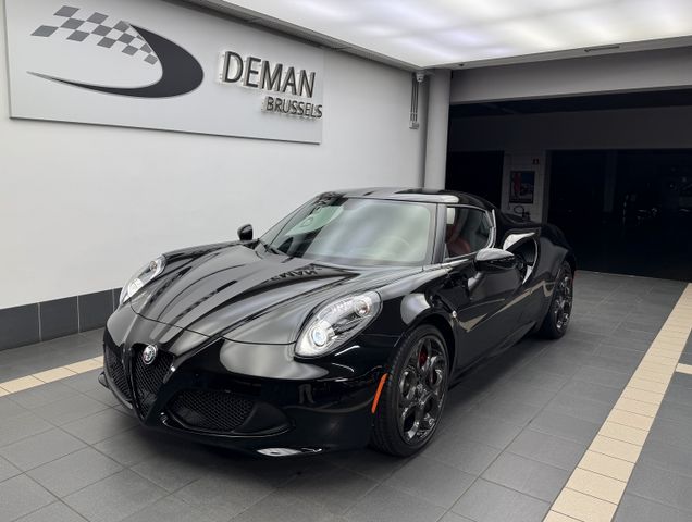 Alfa Romeo 4C 1750 TBi * like new * less than 500km!