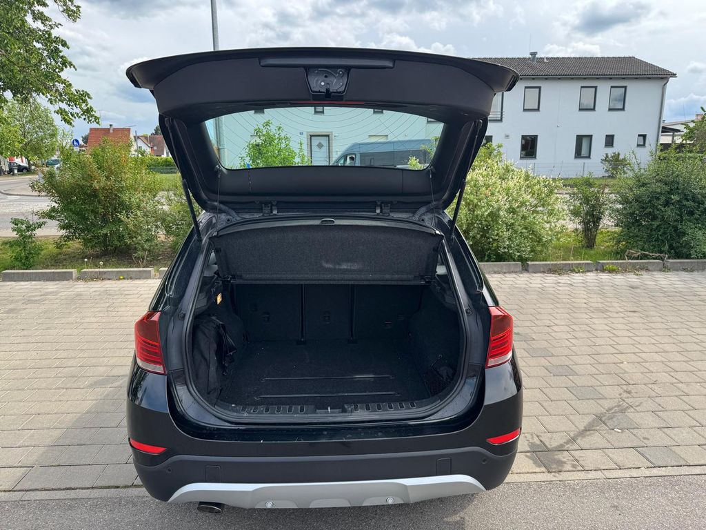 BMW X1 8