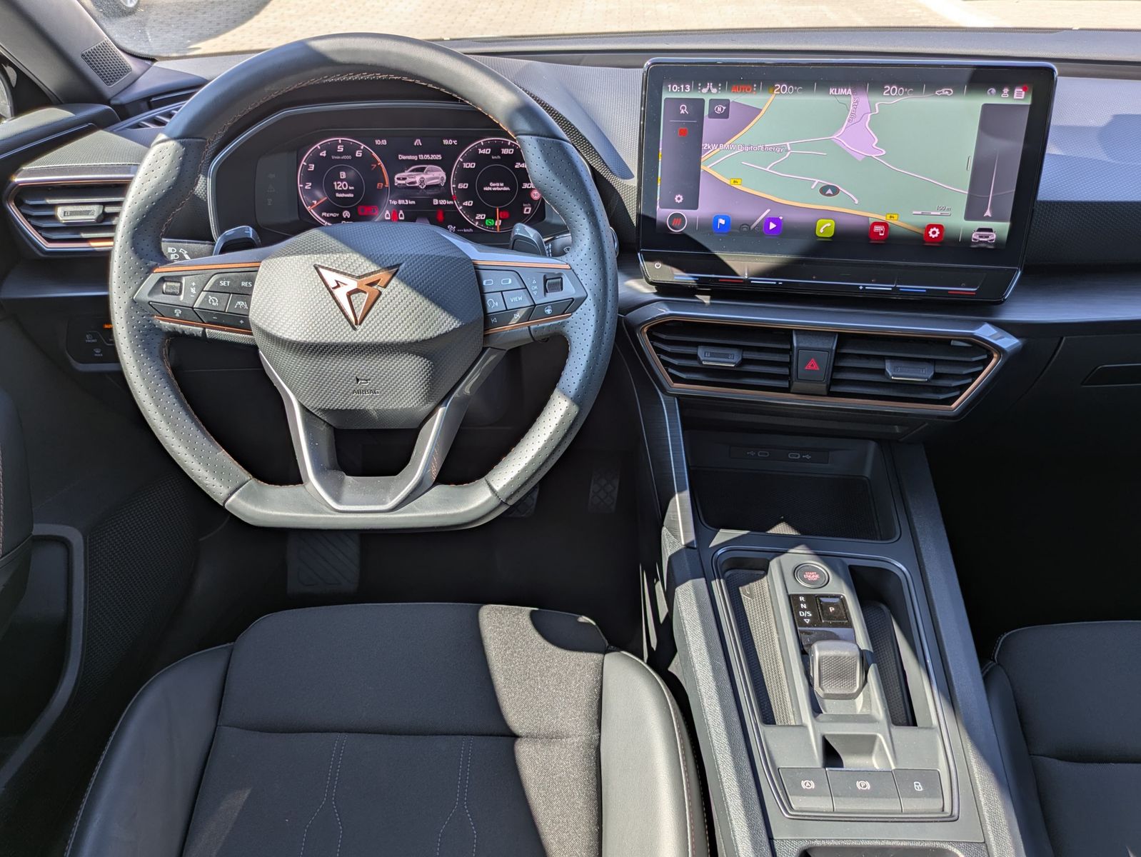 Fahrzeugabbildung CUPRA Leon 1.5 eTSI DSG MATRIX-LED*ACC*APP*KAMERA*18"