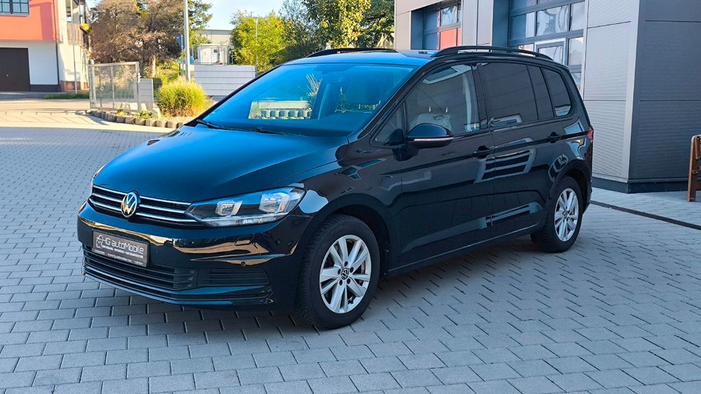 Image of Volkswagen Touran